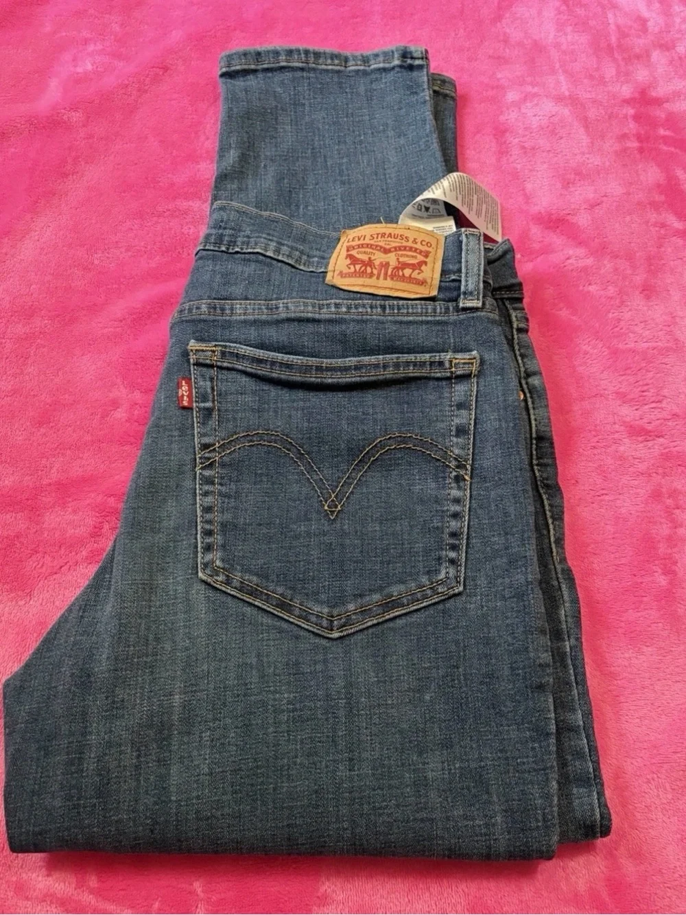 Levi's Dark Blue Boyfriend men’s Jeans size 29 excellent condition